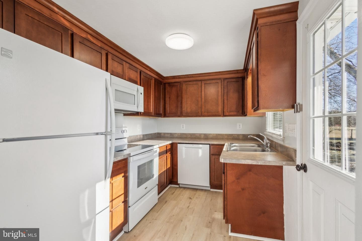 4011 Midland Road photo 13