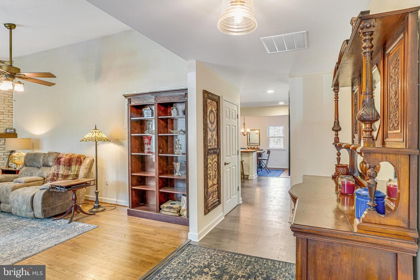 9353 Meetze Road photo 7