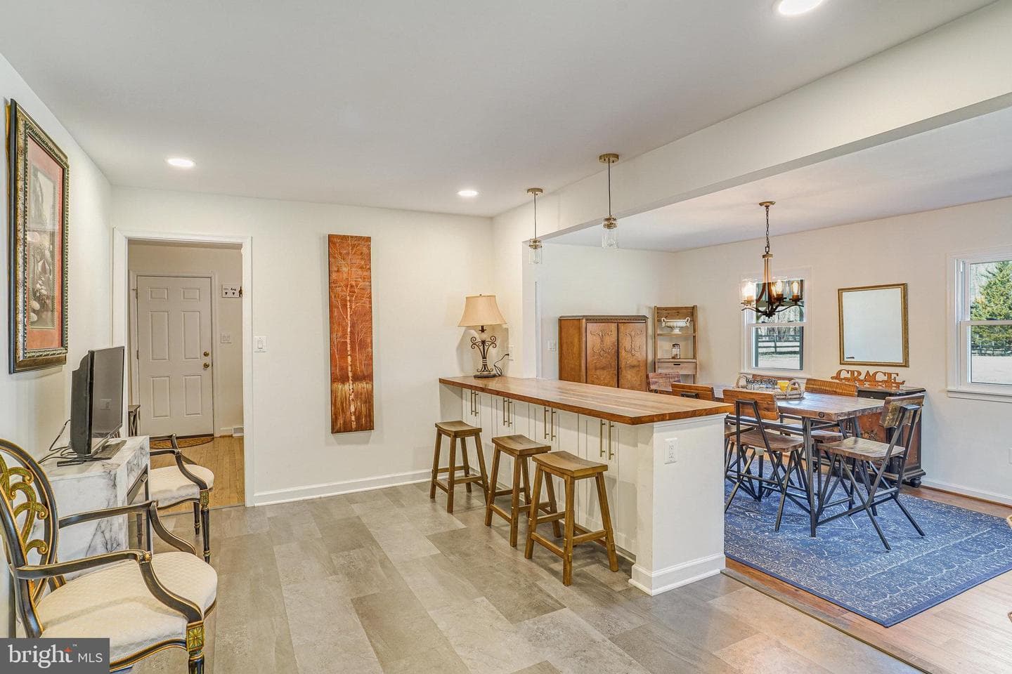 9353 Meetze Road photo 9