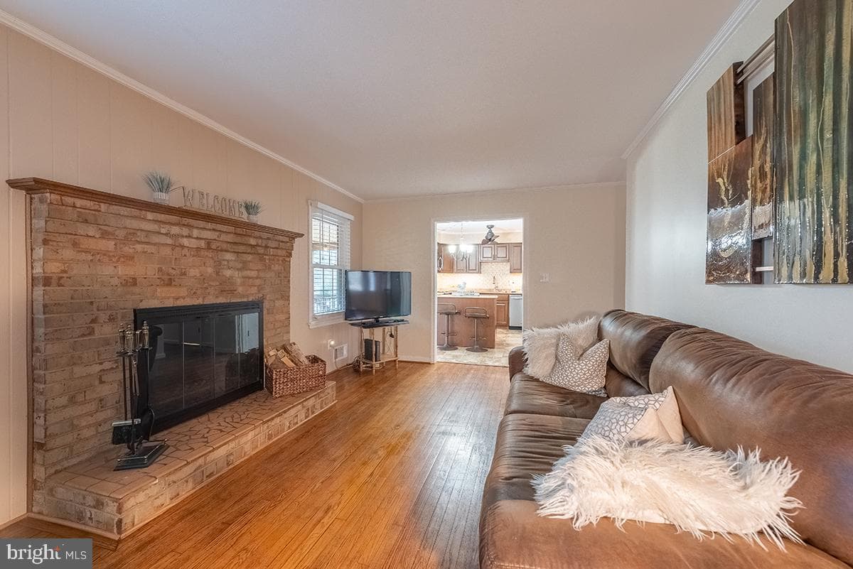 3298 Daffan Drive photo 11
