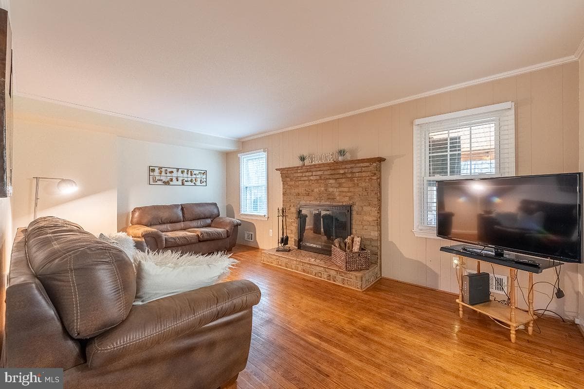 3298 Daffan Drive photo 12