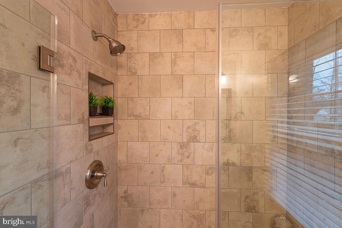 3298 Daffan Drive photo 30