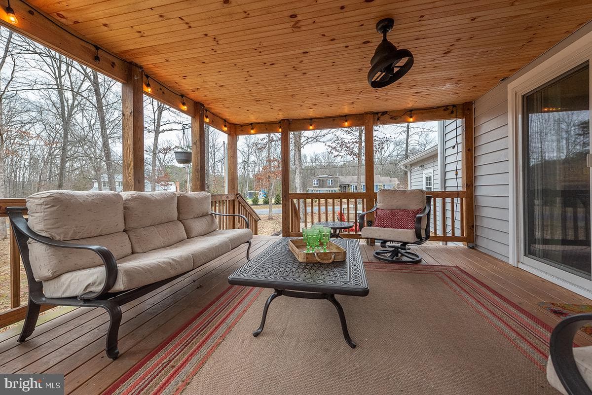 3298 Daffan Drive photo 35
