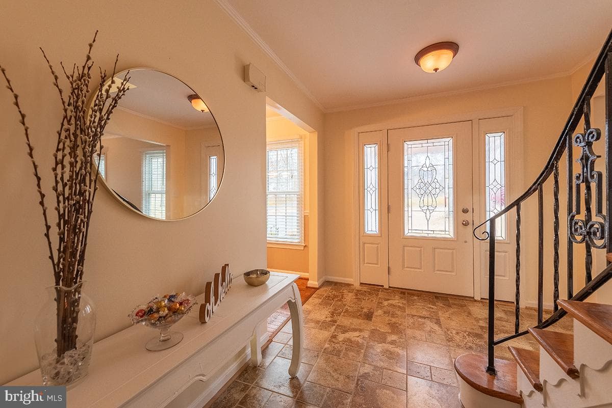3298 Daffan Drive photo 4