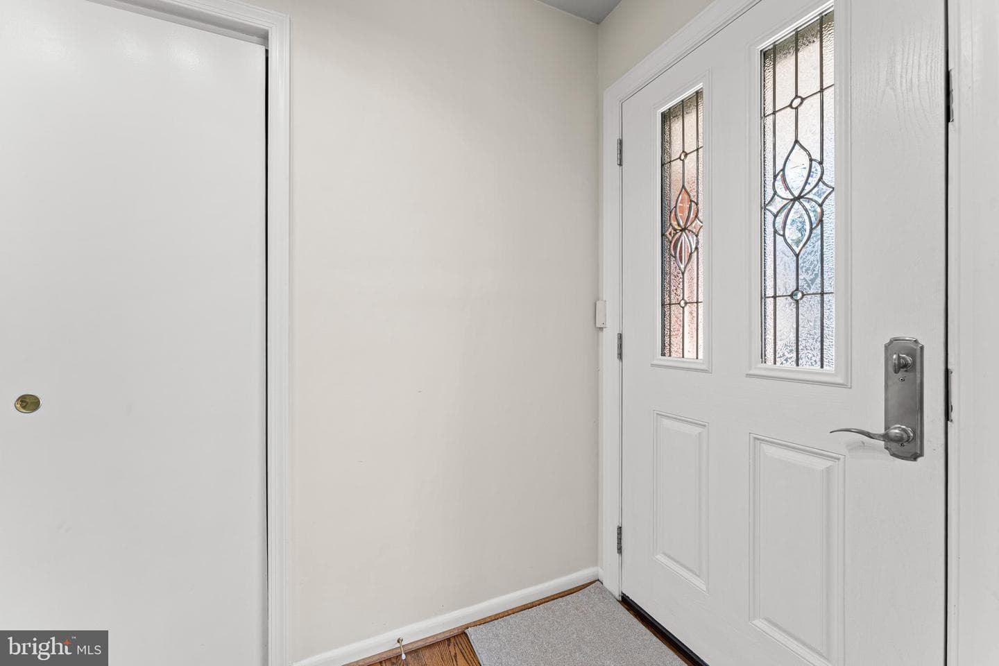 384 Winchester Street photo 15