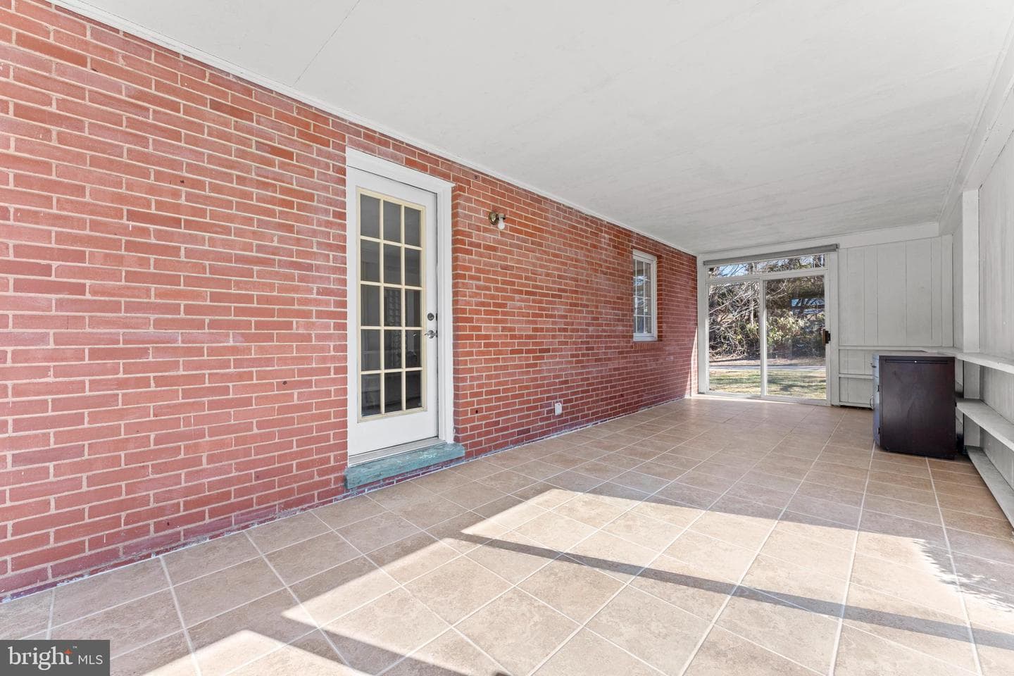 384 Winchester Street photo 17
