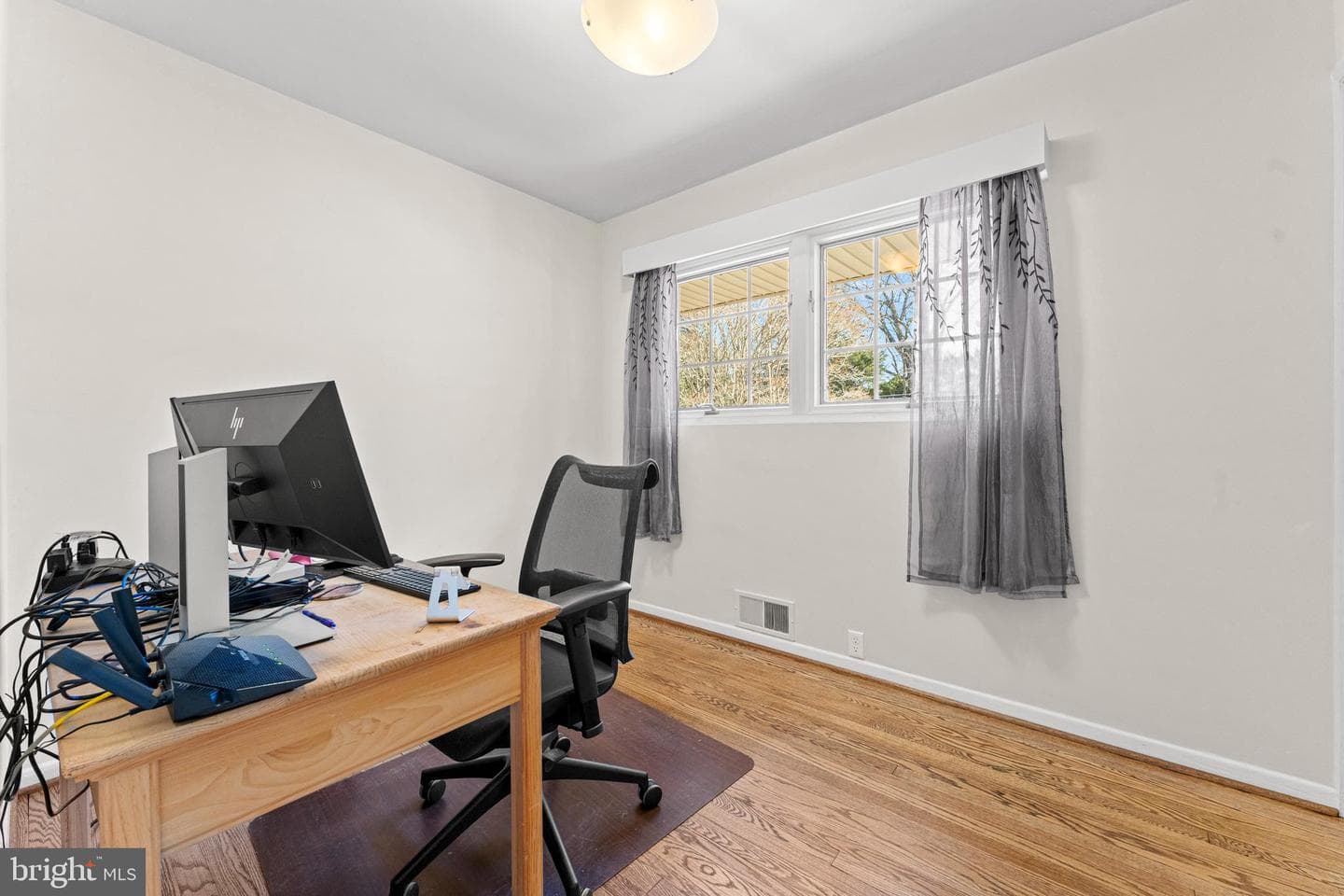 384 Winchester Street photo 25