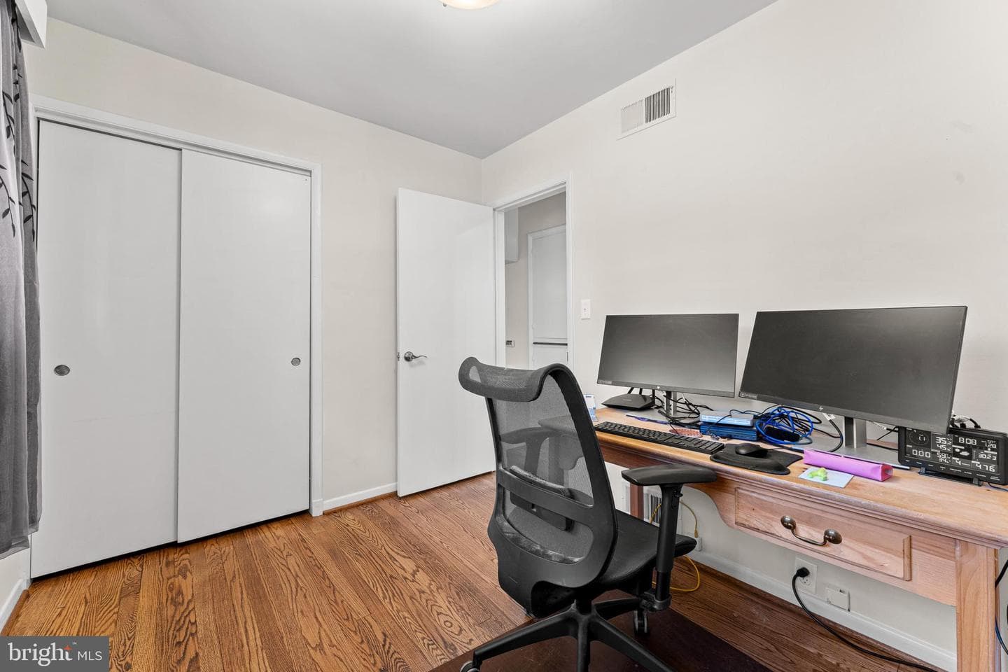 384 Winchester Street photo 26