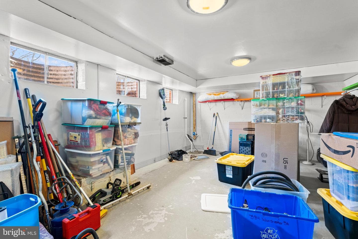 384 Winchester Street photo 27