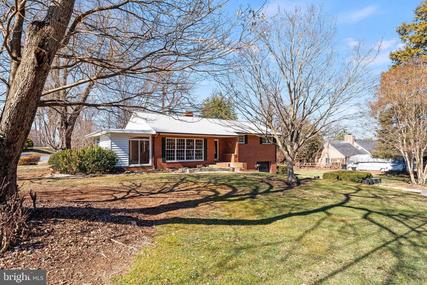 384 Winchester Street photo 29