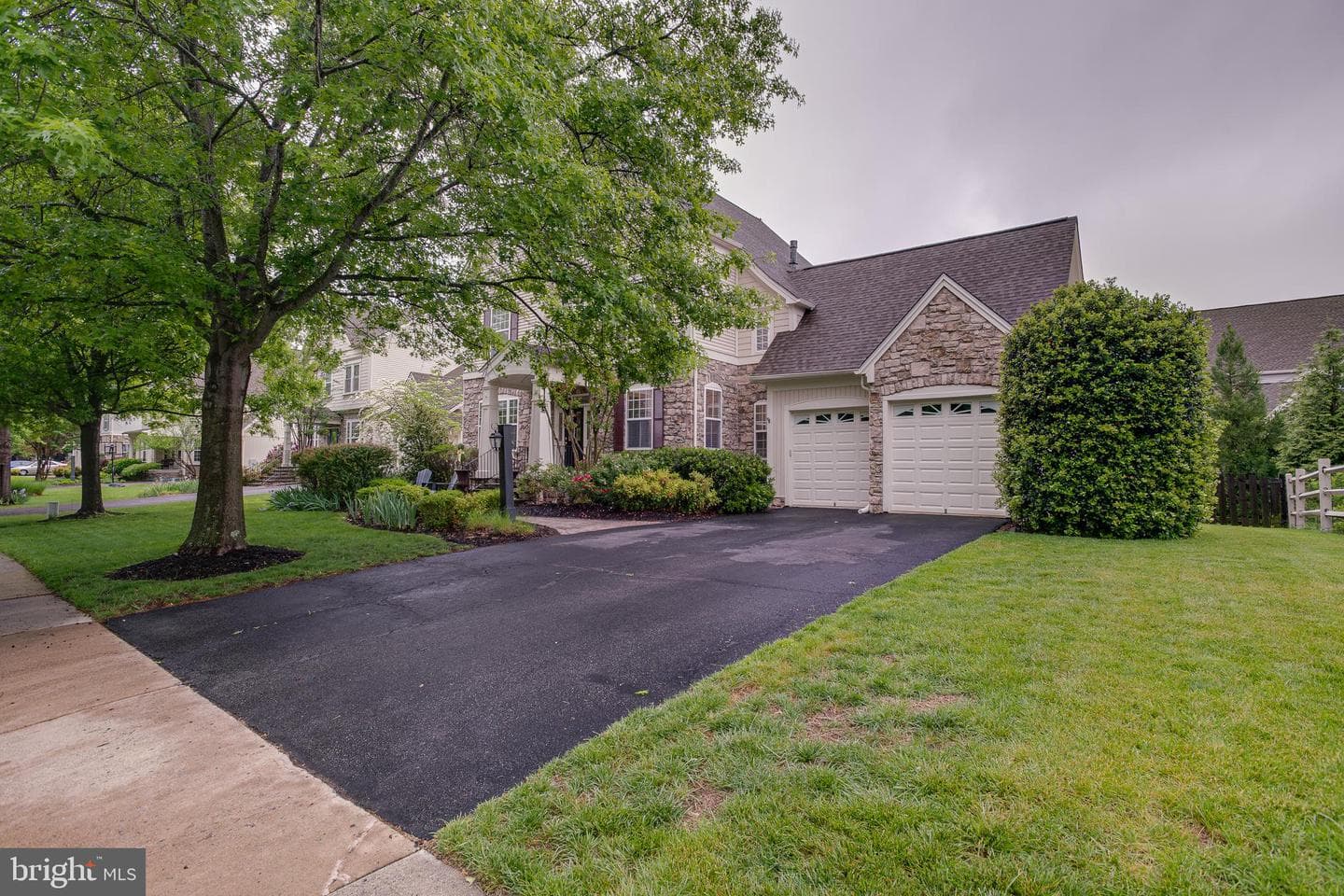 6735 Eckert Court photo 2