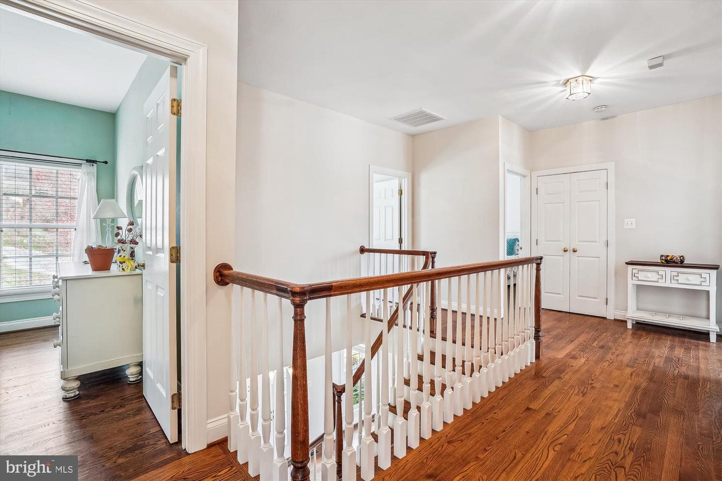 7343 Huntsmans Drive photo 35