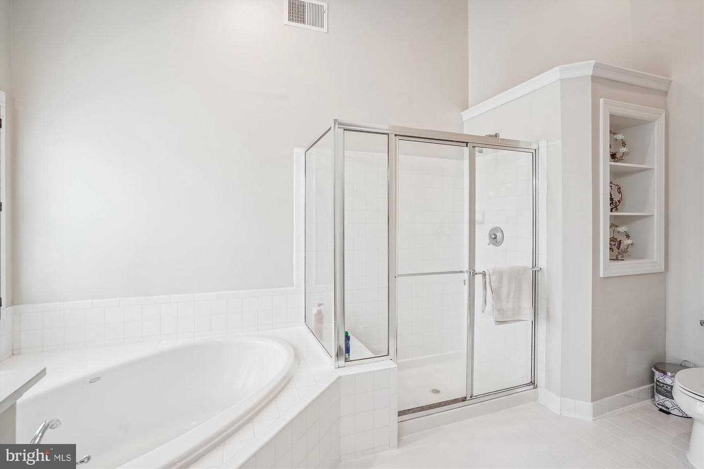 7343 Huntsmans Drive photo 43