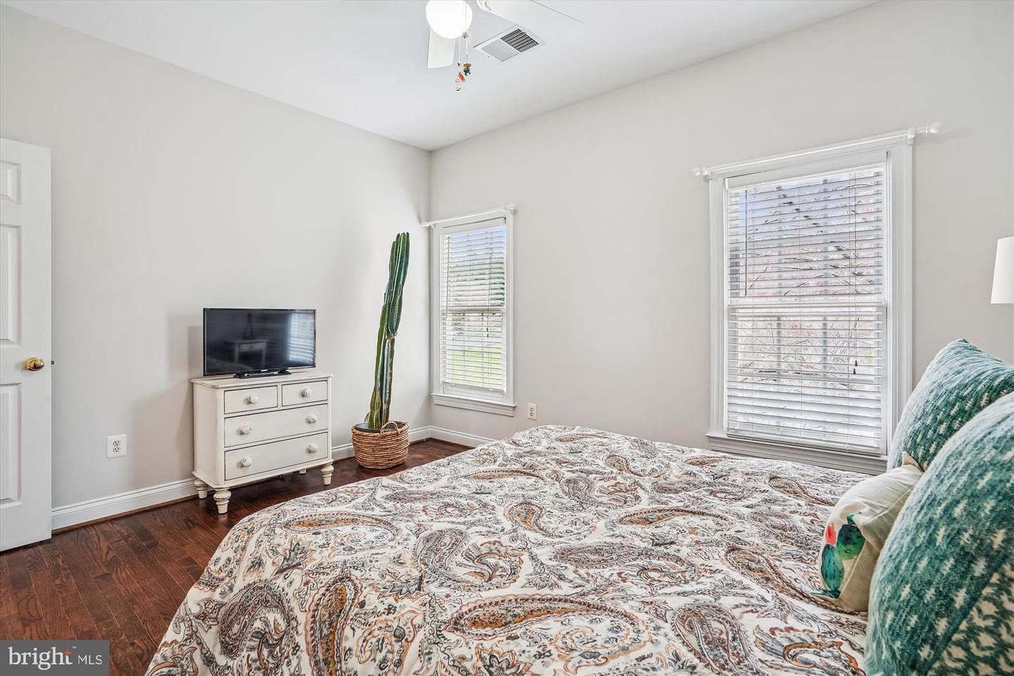 7343 Huntsmans Drive photo 48