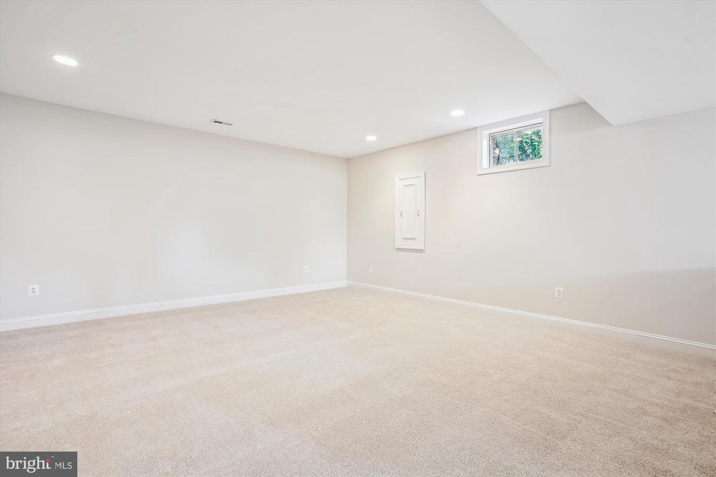 7343 Huntsmans Drive photo 62