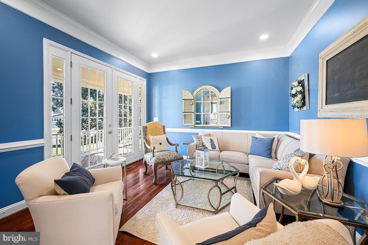 6802 Sholes Court photo 6