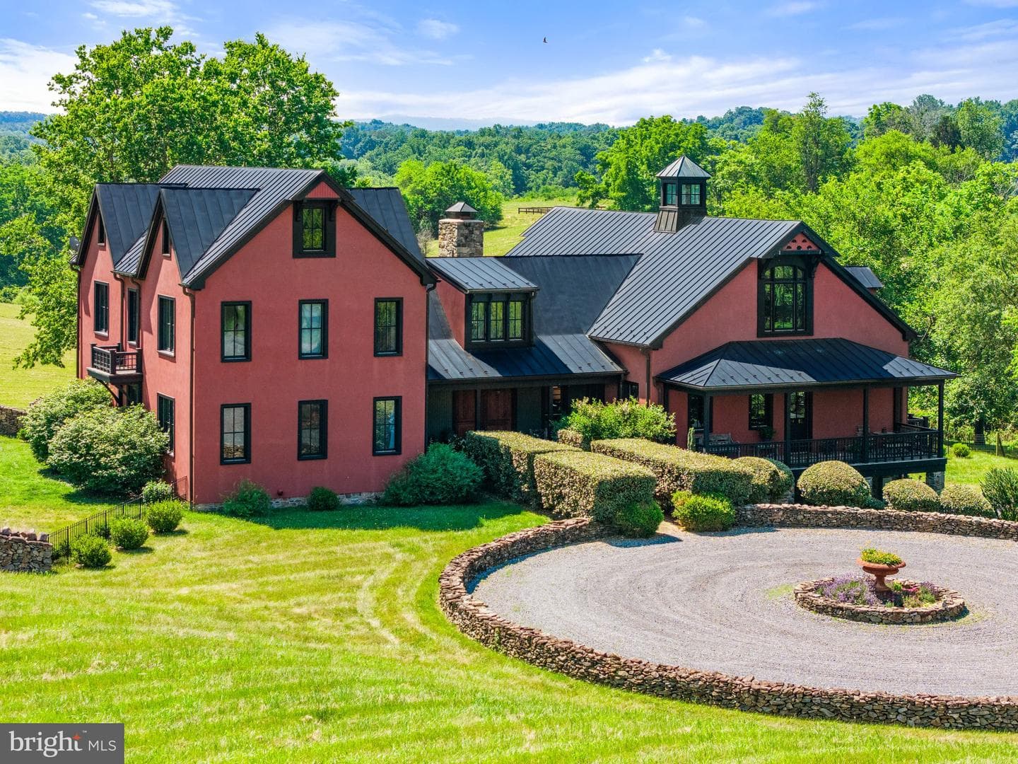 9425 Blackpond Lane