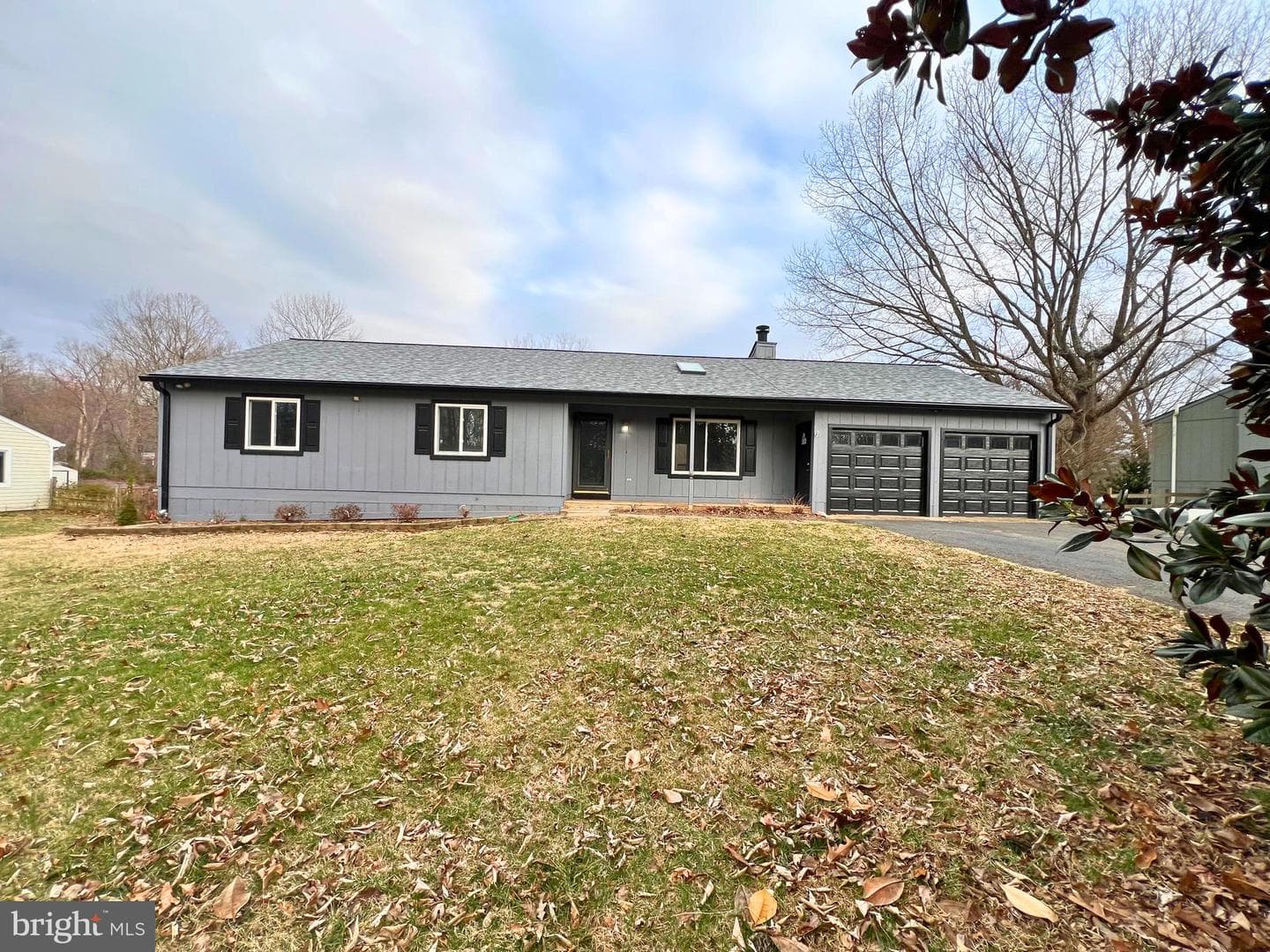 7195 Sunrise Court photo 1