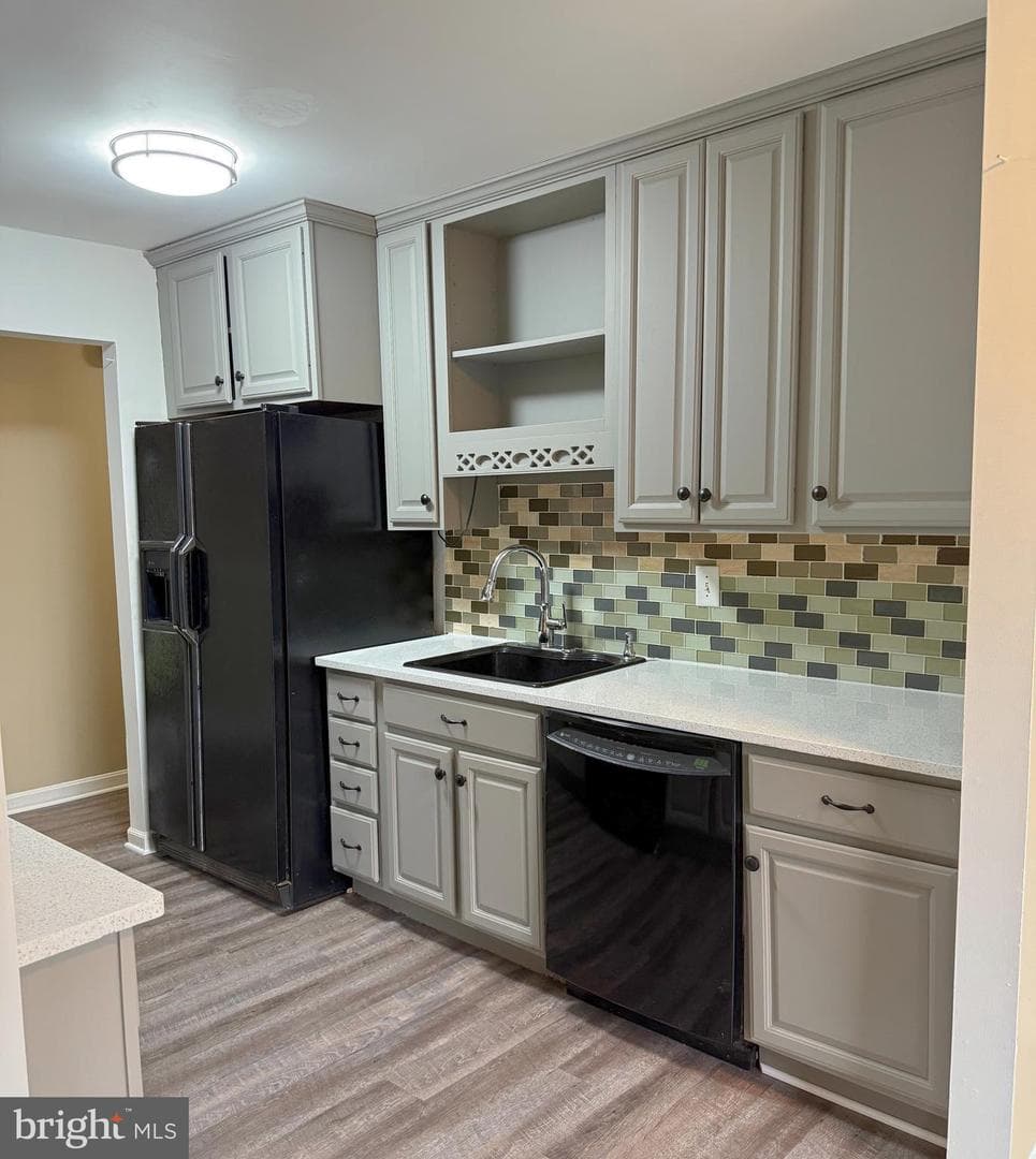 7195 Sunrise Court photo 8