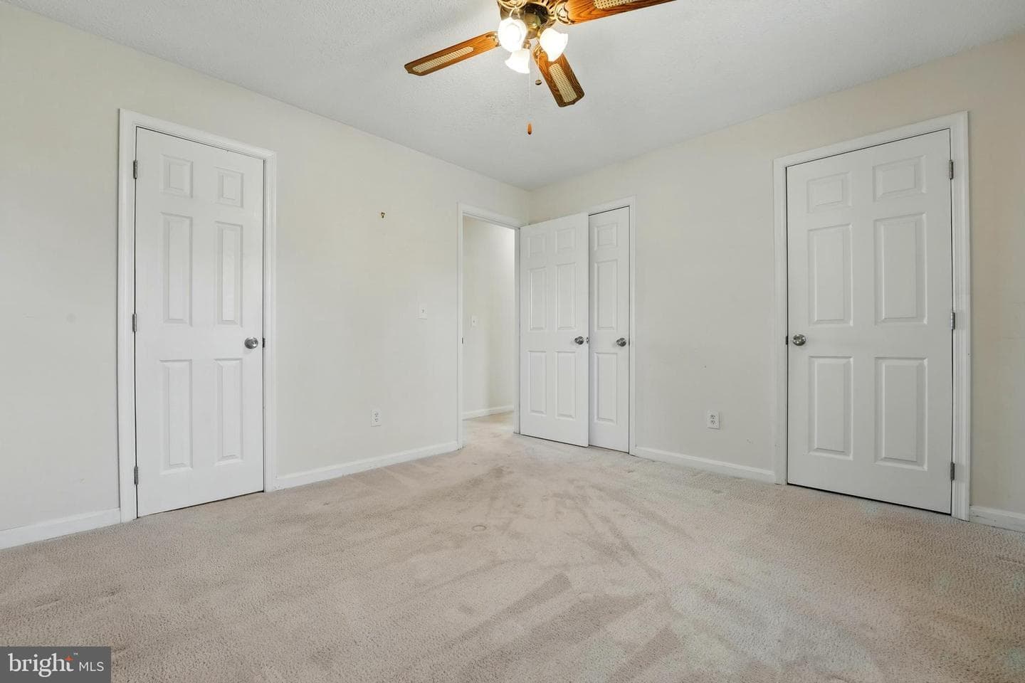 10744 Blake Lane photo 22