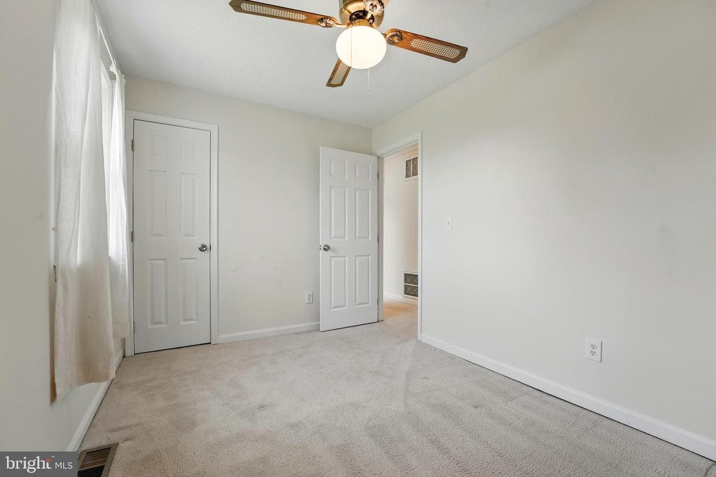 10744 Blake Lane photo 25