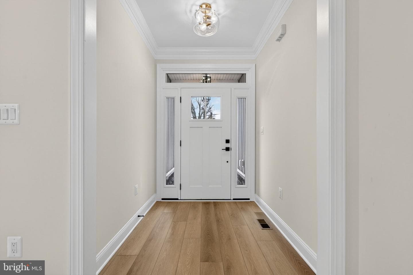 57 Madison Street photo 22