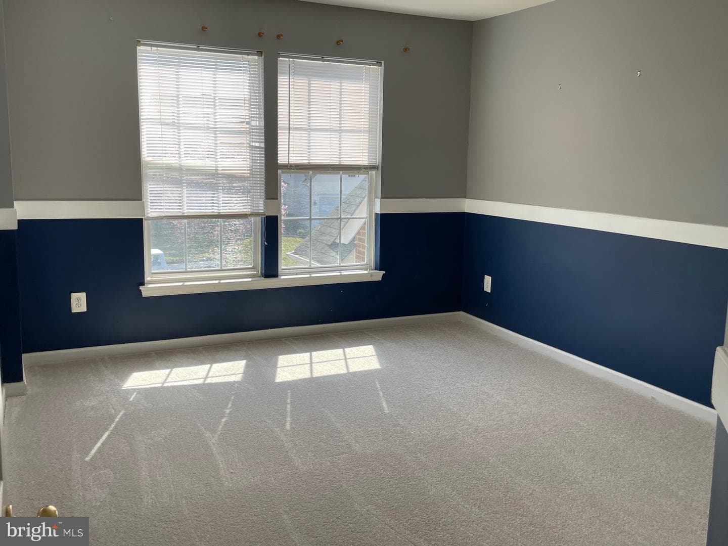 10985 Southcoate Village Drive photo 17