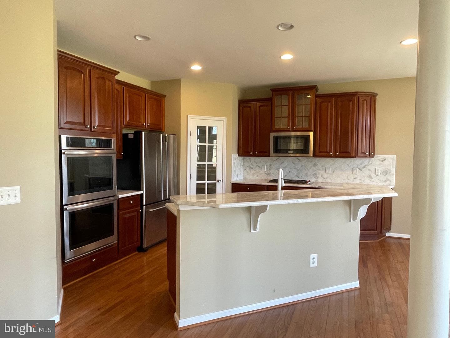 10985 Southcoate Village Drive photo 4