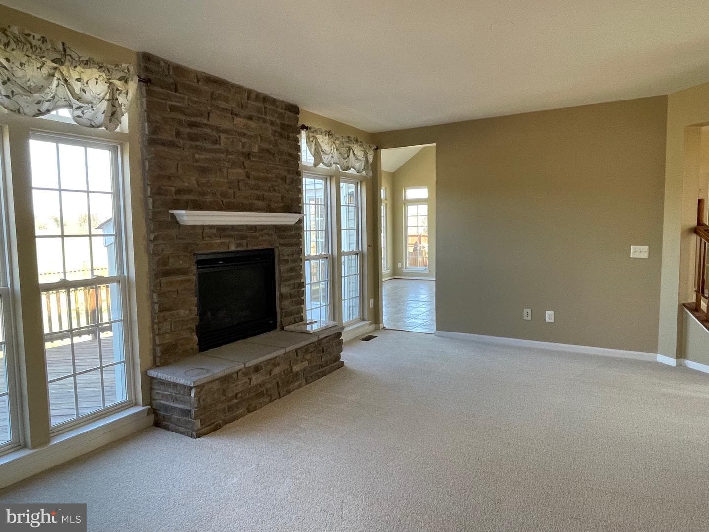 10985 Southcoate Village Drive photo 8