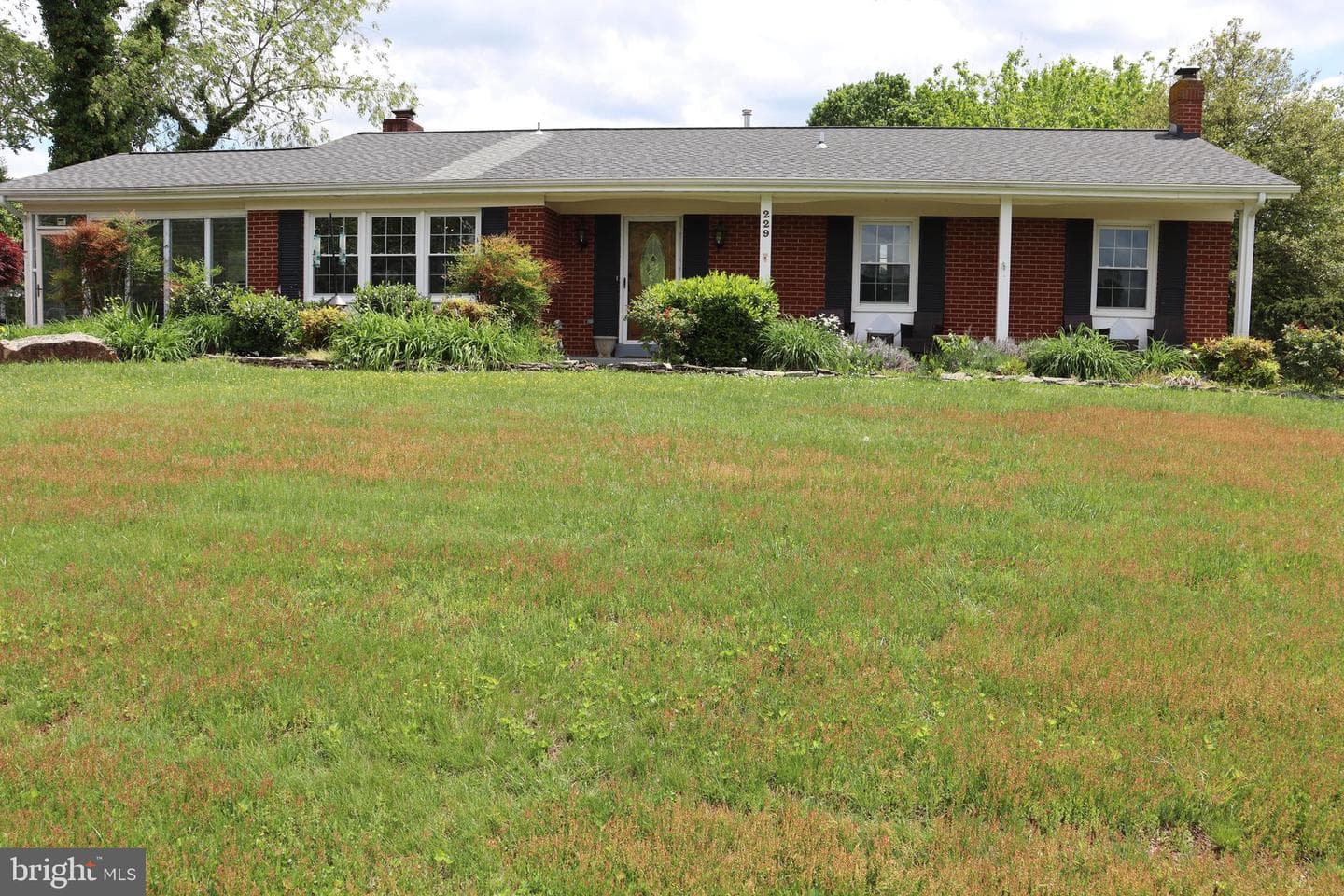 229 Dover Road photo 1