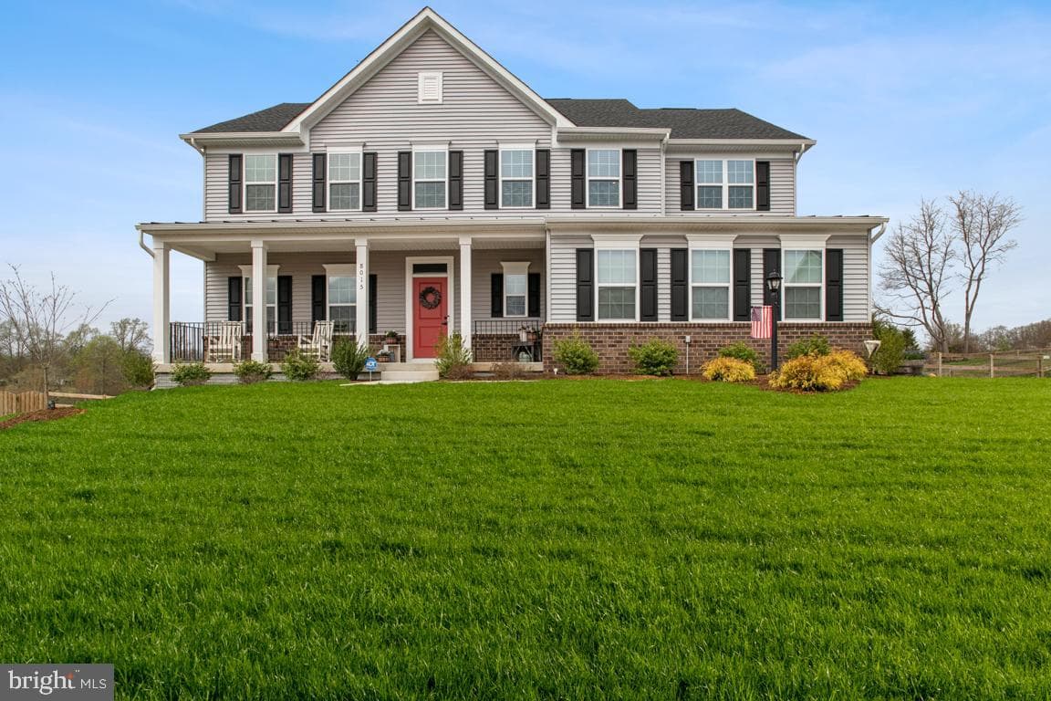 8015 International Drive photo 49