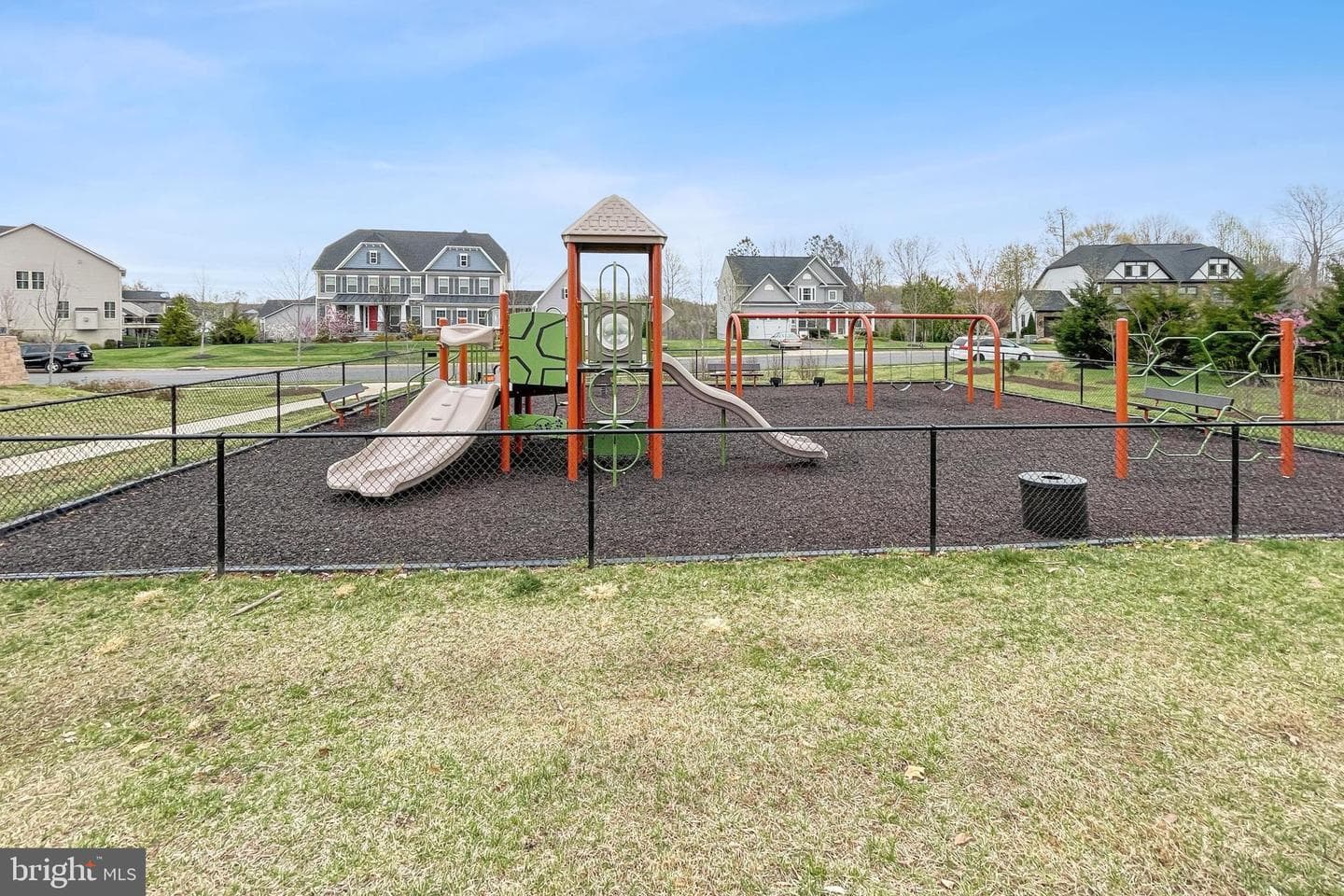 8015 International Drive photo 58