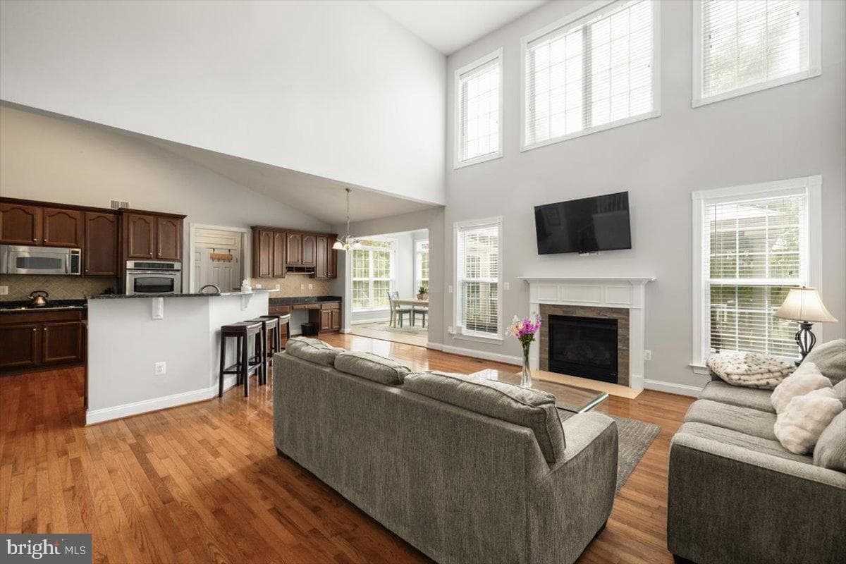 7135 Hills Lane photo 7