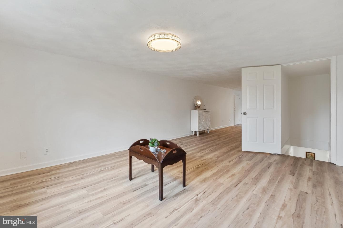 79 E Shirley Avenue photo 23