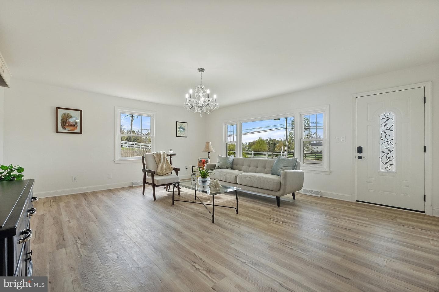 79 E Shirley Avenue photo 6