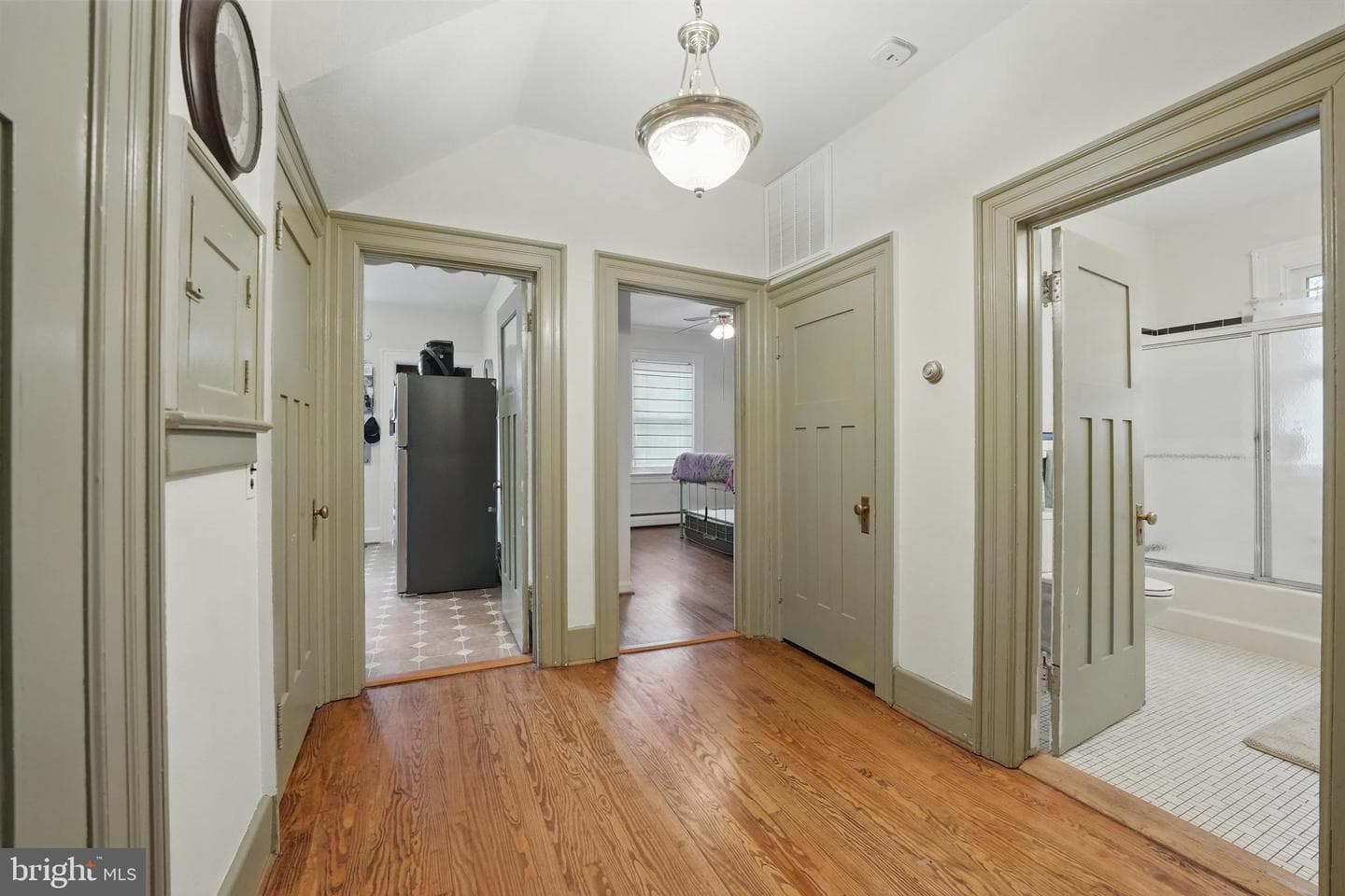 535 Winchester Street photo 12