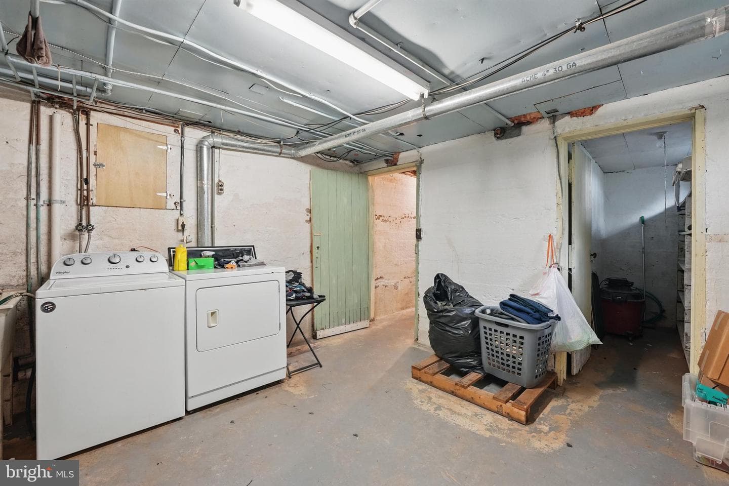 535 Winchester Street photo 26