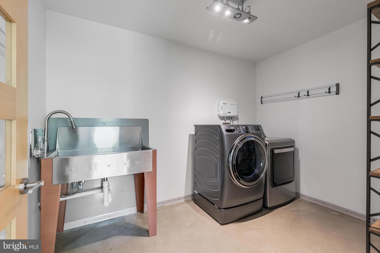 5553 Beverleys Mill Road photo 39