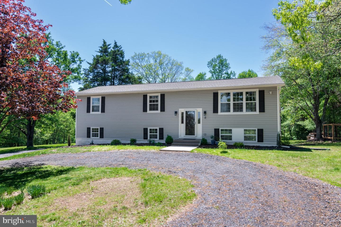 7612 Leeds Manor