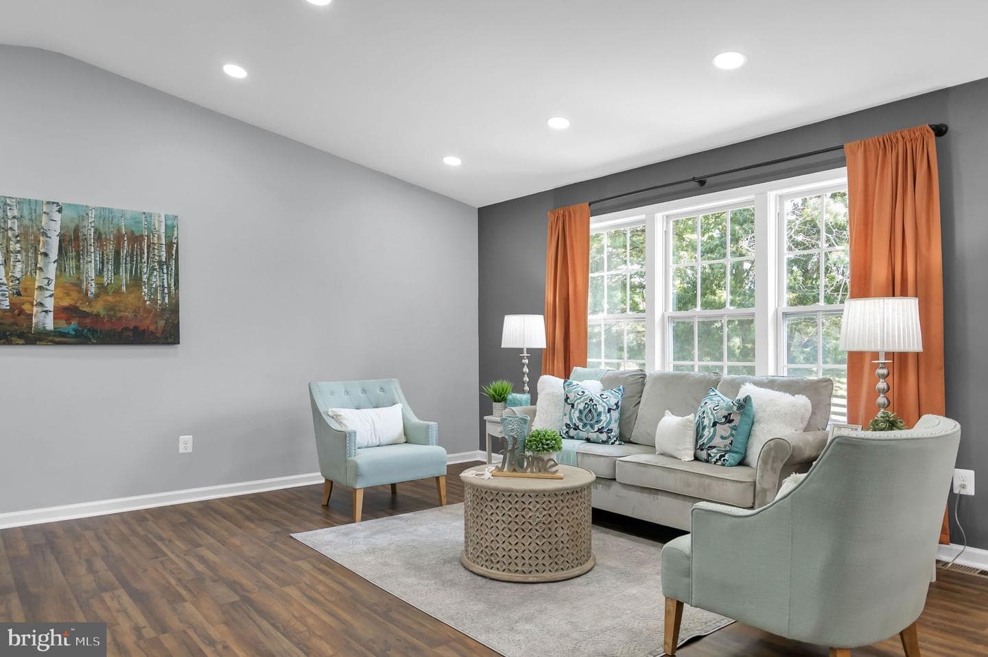 7612 Leeds Manor photo 11