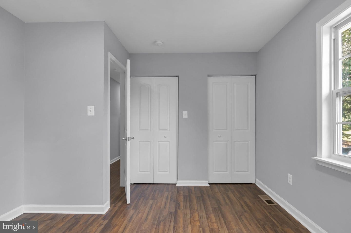 7612 Leeds Manor photo 24