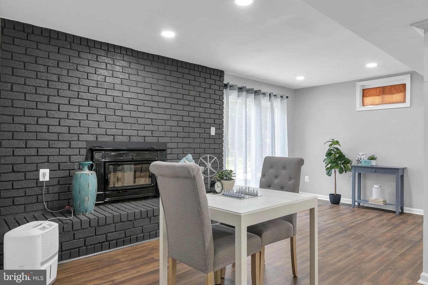 7612 Leeds Manor photo 27