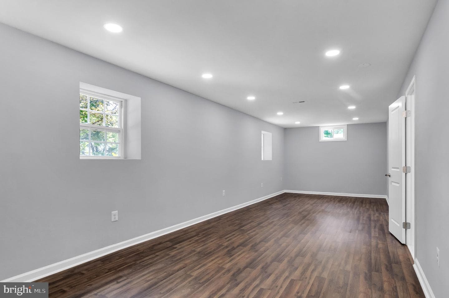 7612 Leeds Manor photo 30