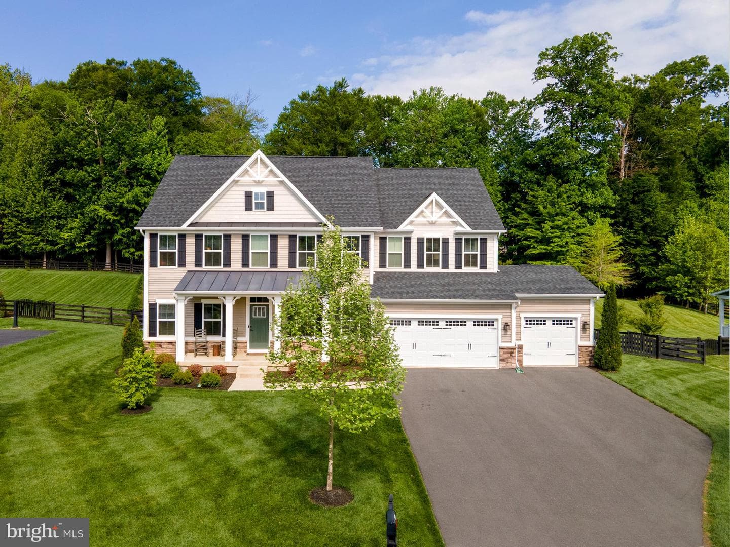 6400 Bob White Drive photo 1