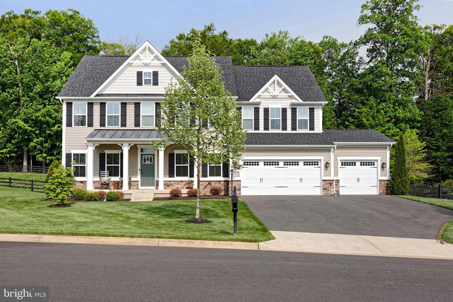 6400 Bob White Drive photo 3