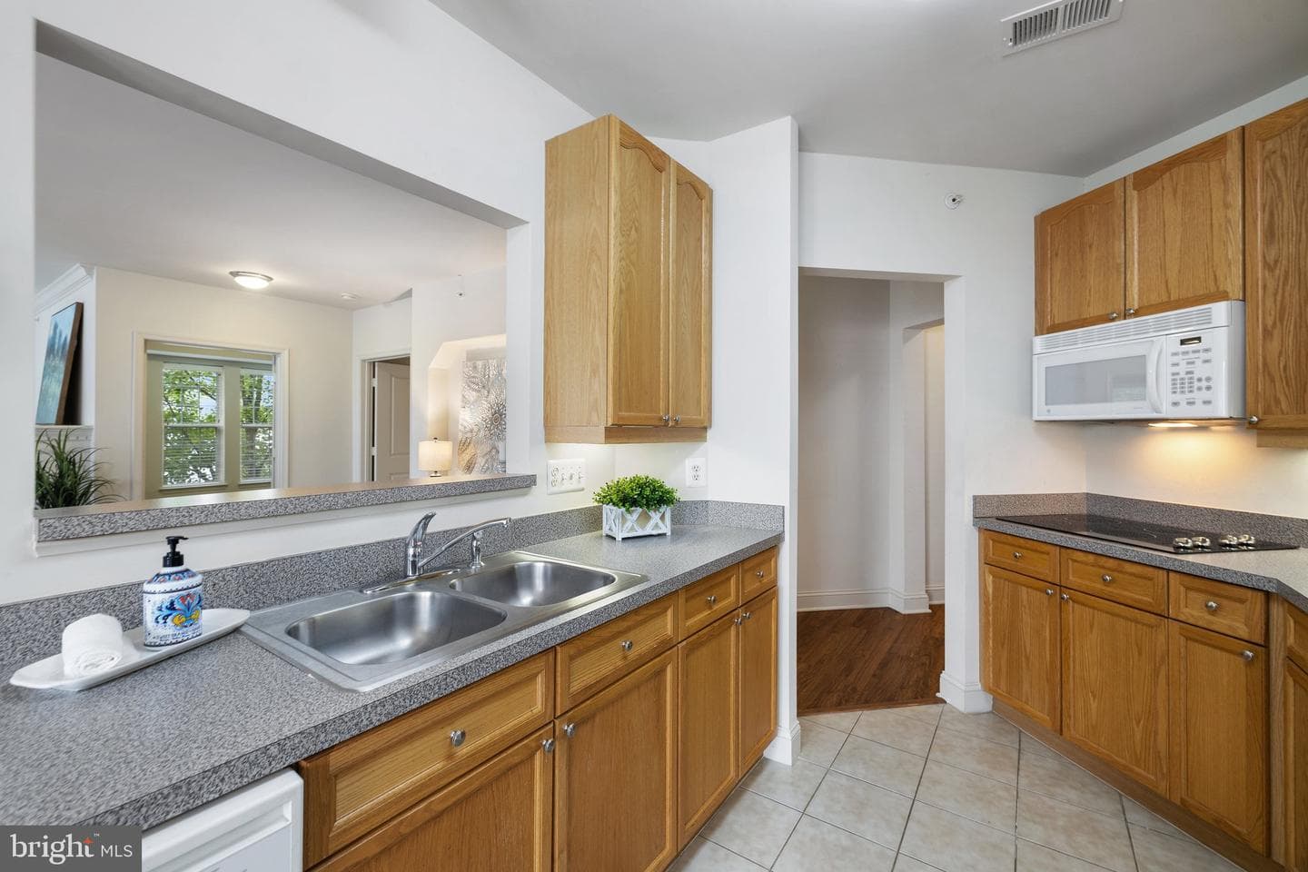 6704 Holly Farm Lane #203 photo 11