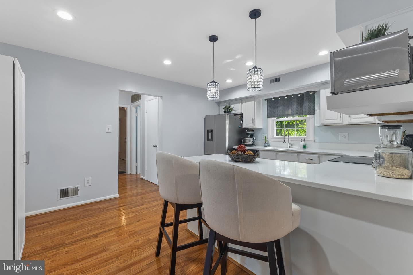 7176 King William Street photo 10