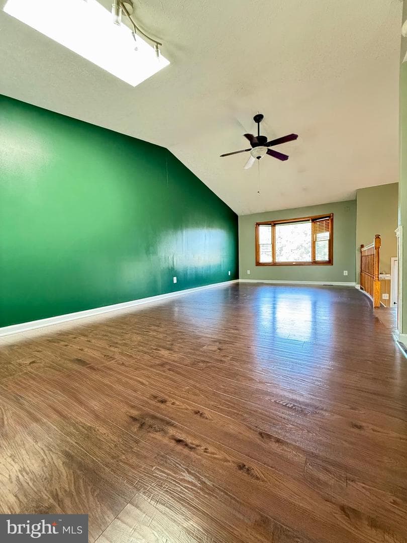 10954 Blake Lane photo 5