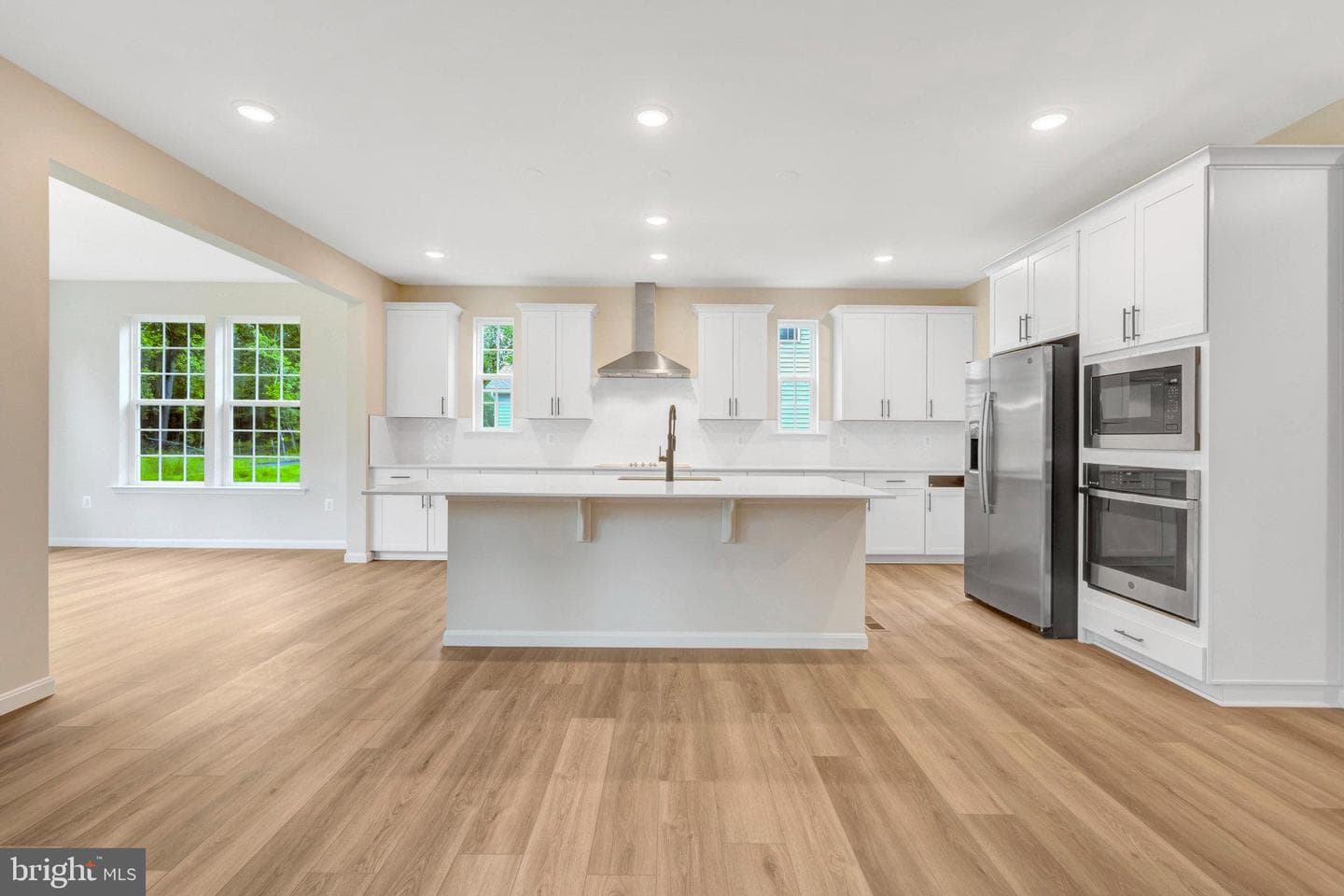 2080 Springvale Drive photo 15
