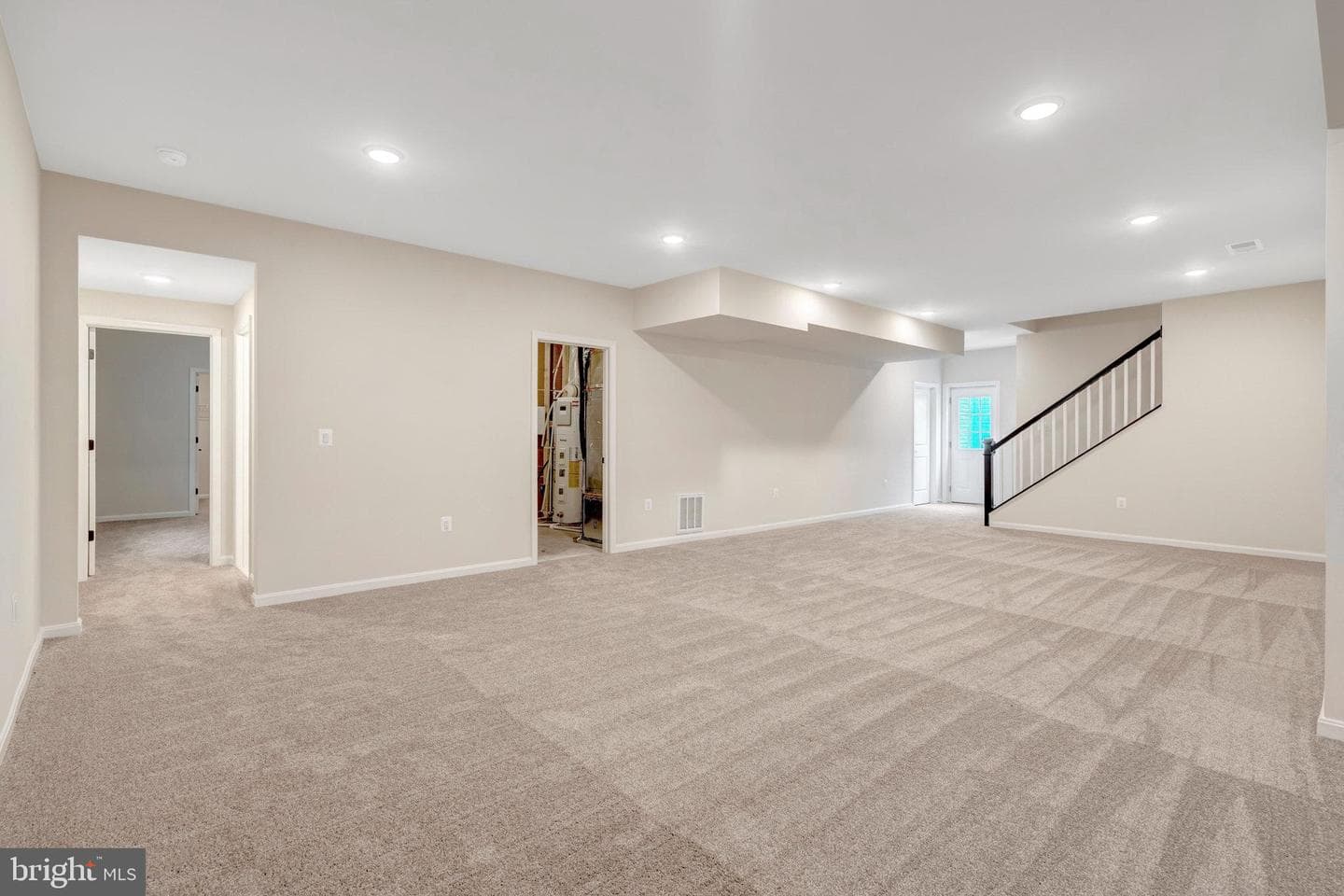 2080 Springvale Drive photo 56